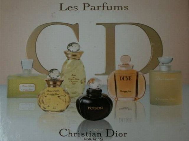 Dior Les Parfums CD.jpg